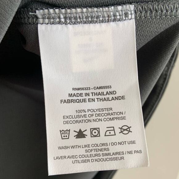 Nike Small Embroidered PBA University College of the Arts Polo - Picture 7 of 8